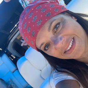 Meet your Posher, Kelli